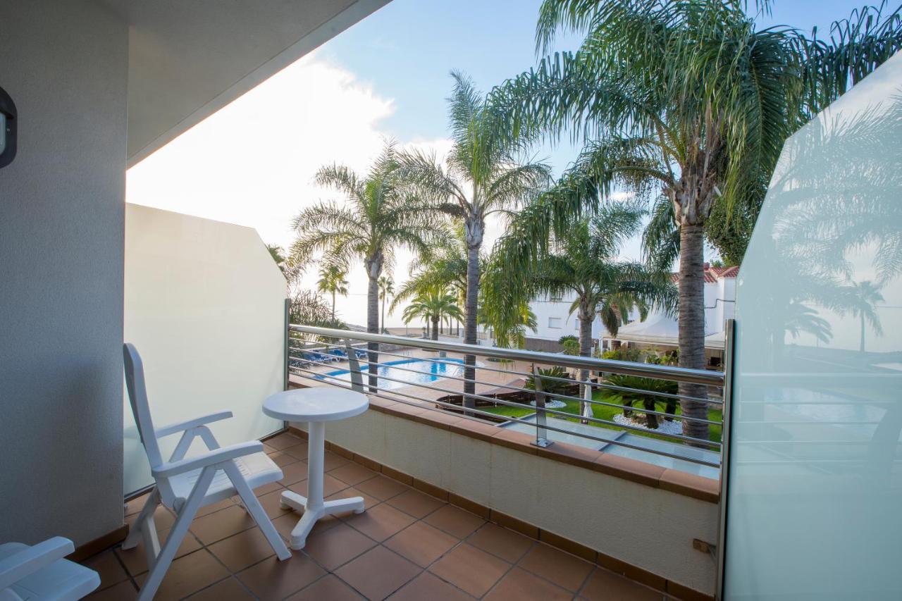 Hotel Miami Mar ซันต์การ์เลสเดลาราปีตา ภายนอก รูปภาพ