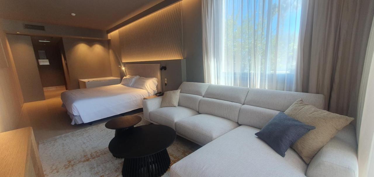 Hotel Miami Mar ซันต์การ์เลสเดลาราปีตา ภายนอก รูปภาพ