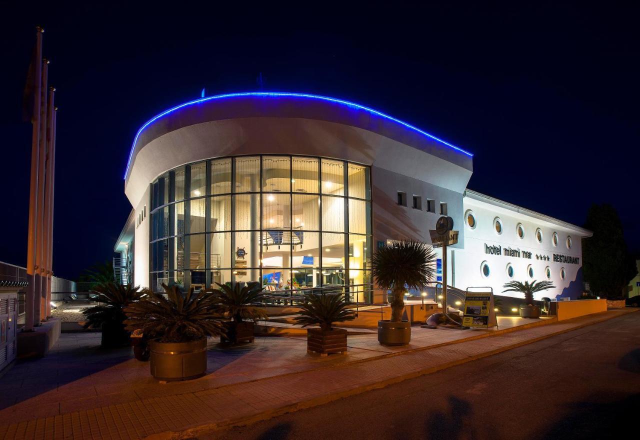 Hotel Miami Mar ซันต์การ์เลสเดลาราปีตา ภายนอก รูปภาพ